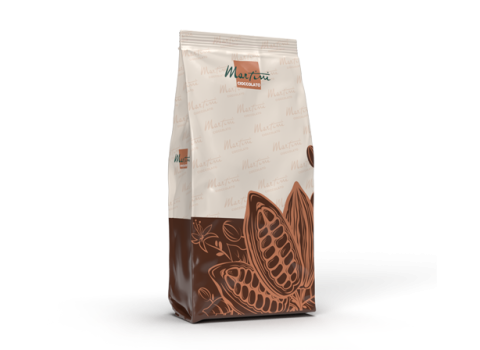 Bolsa autoestable de chocolate caliente Martini Cioccolato con etiqueta crema e ilustraciones de mazorcas de cacao.