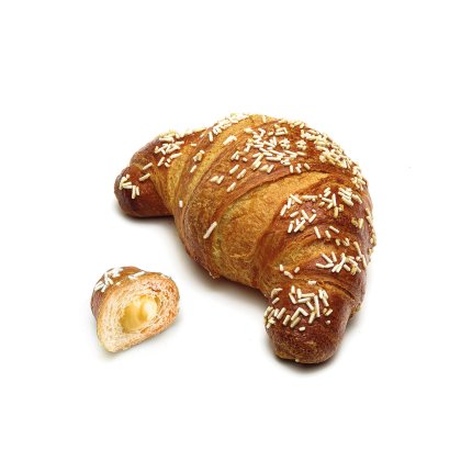Croissant dorado cubierto con granillo blanco, con un trozo pequeño abierto mostrando relleno cremoso de vainilla.