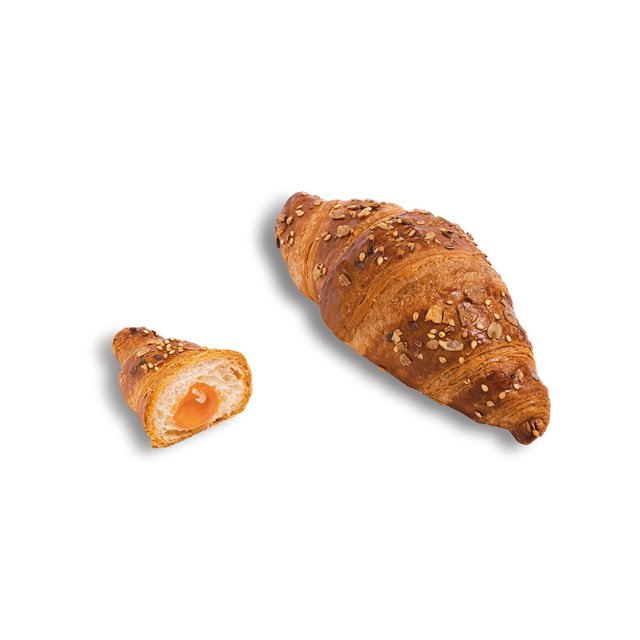 Croissant entero con semillas y frutos secos junto a otro cortado con relleno de fruta naranja.