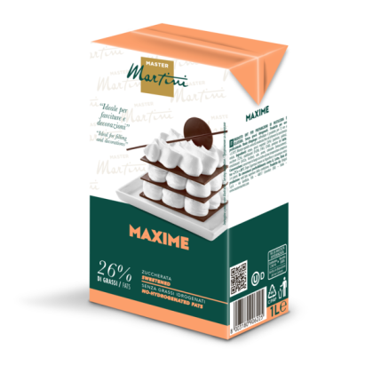 Envase de 1L de nata azucarada Master Martini Maxime, 26% de grasa, con imagen de postre en capas.