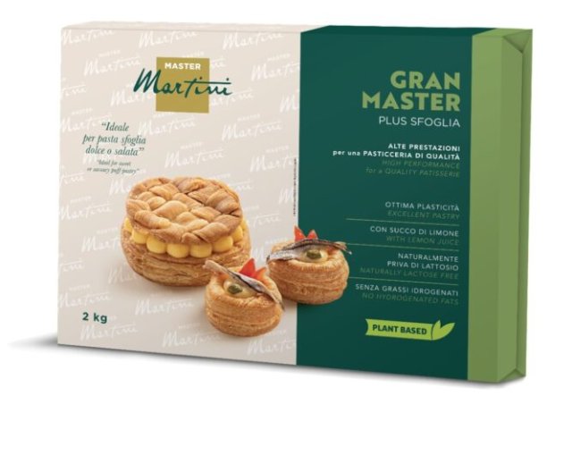 Caja de hojaldre Master Martini Gran Master Plus Sfoglia 2kg con fotos de petisú y tarta salada.